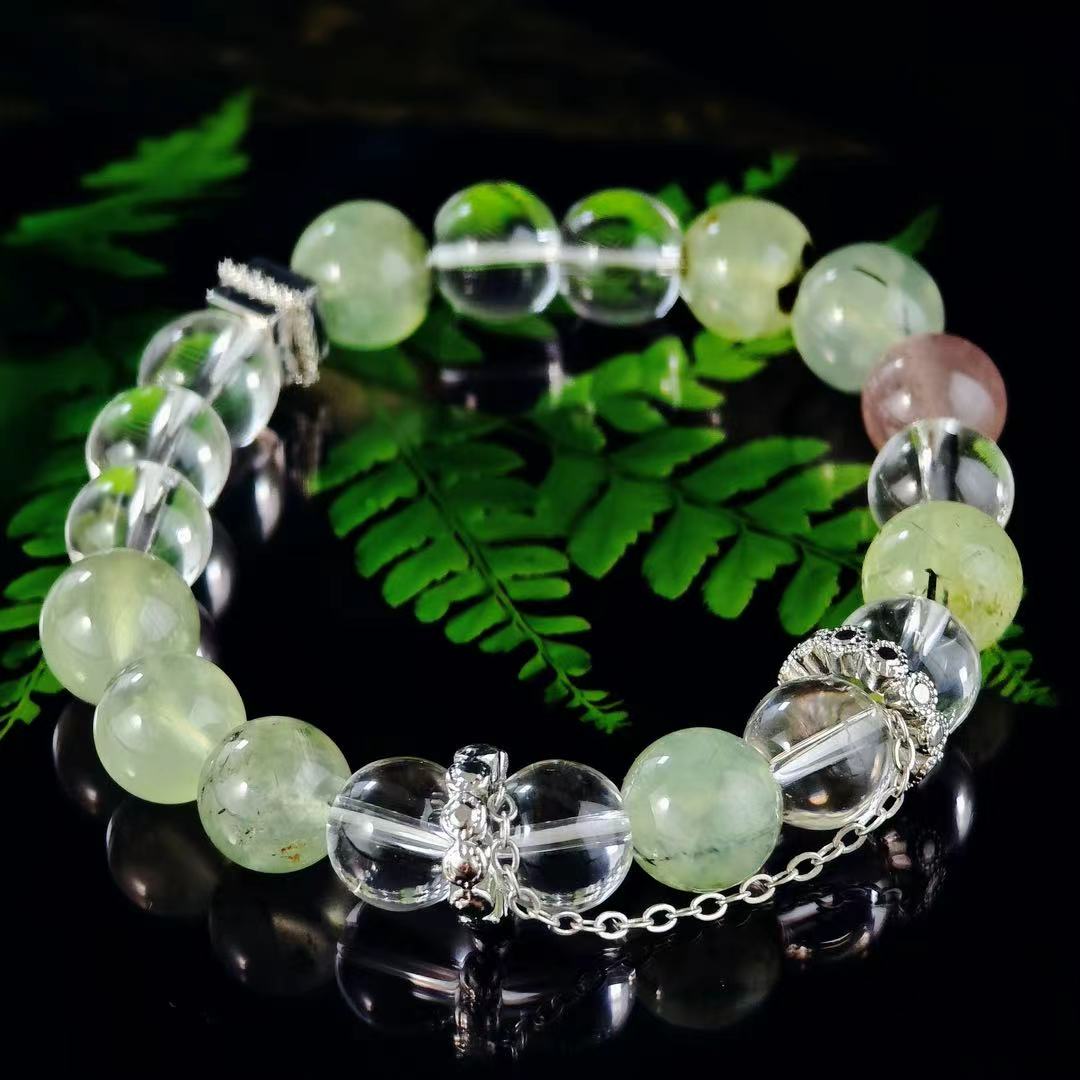 "The Hanged Man" - Tarot&Natural Crystal Bracelet - Clear Quartz & Prehnite To Sacrifice For Growth