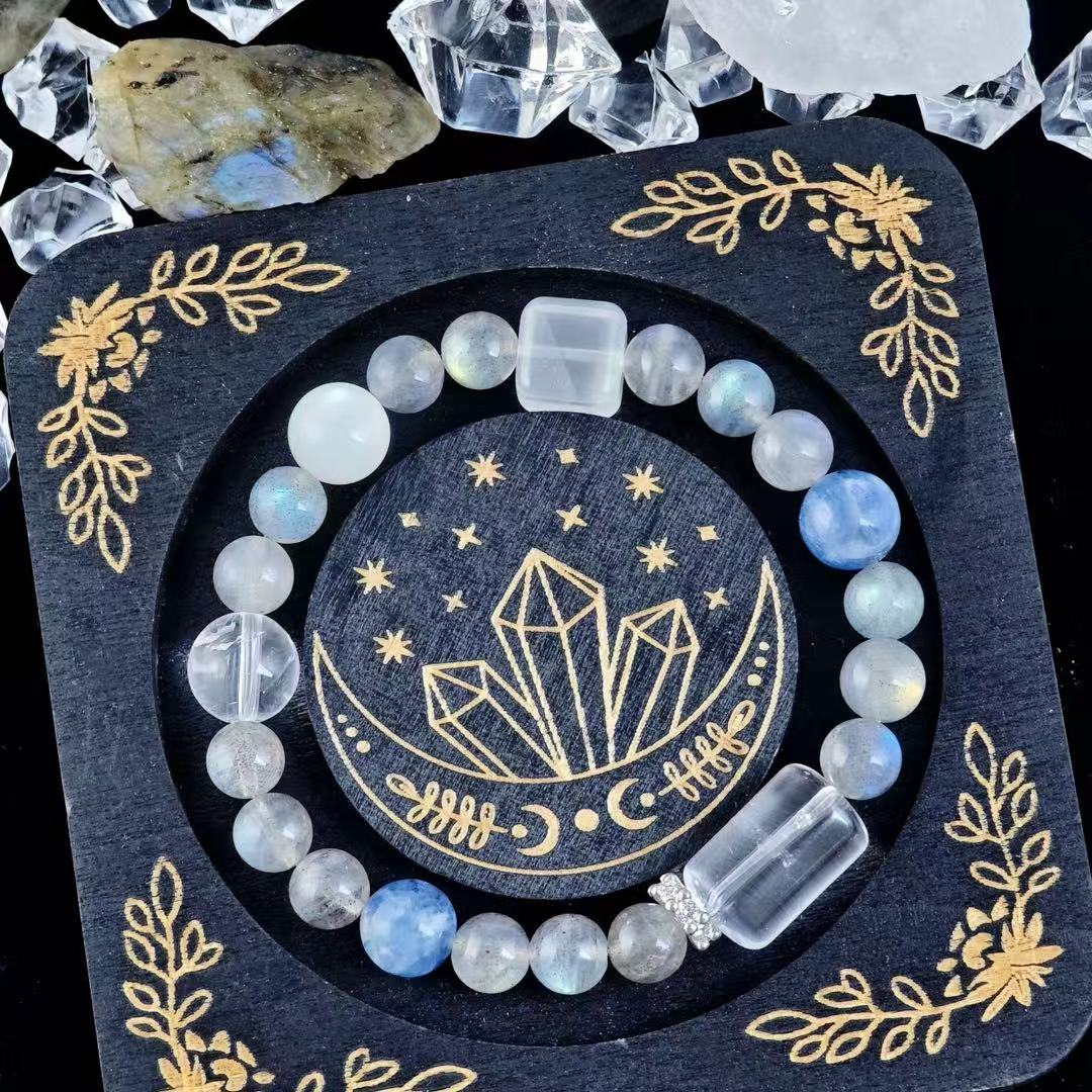 "The Moon" - Tarot&Natural Crystal Bracelet - Moon & Kyanite To Pursue Your Hidden Dreams